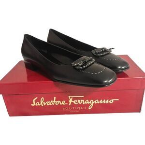 Salvatore Ferragamo Boutique Black Leather Italy‎ Luxury Low Block Heels Loafers